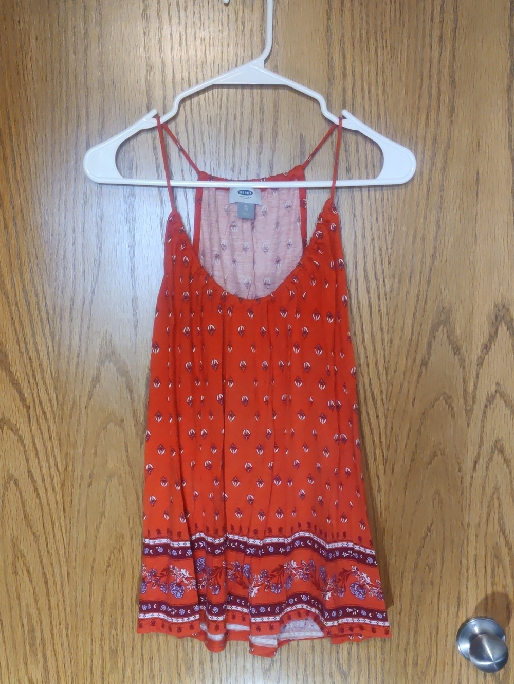 (💖 4/20) Old Navy Red Printed Spaghetti-Strap Camisole